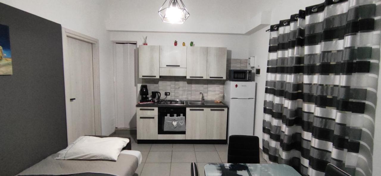 פלרמו Casa Vacanze Campanella - Apartment At The Zisa מראה חיצוני תמונה