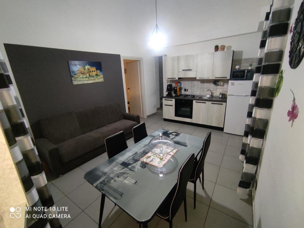 פלרמו Casa Vacanze Campanella - Apartment At The Zisa מראה חיצוני תמונה